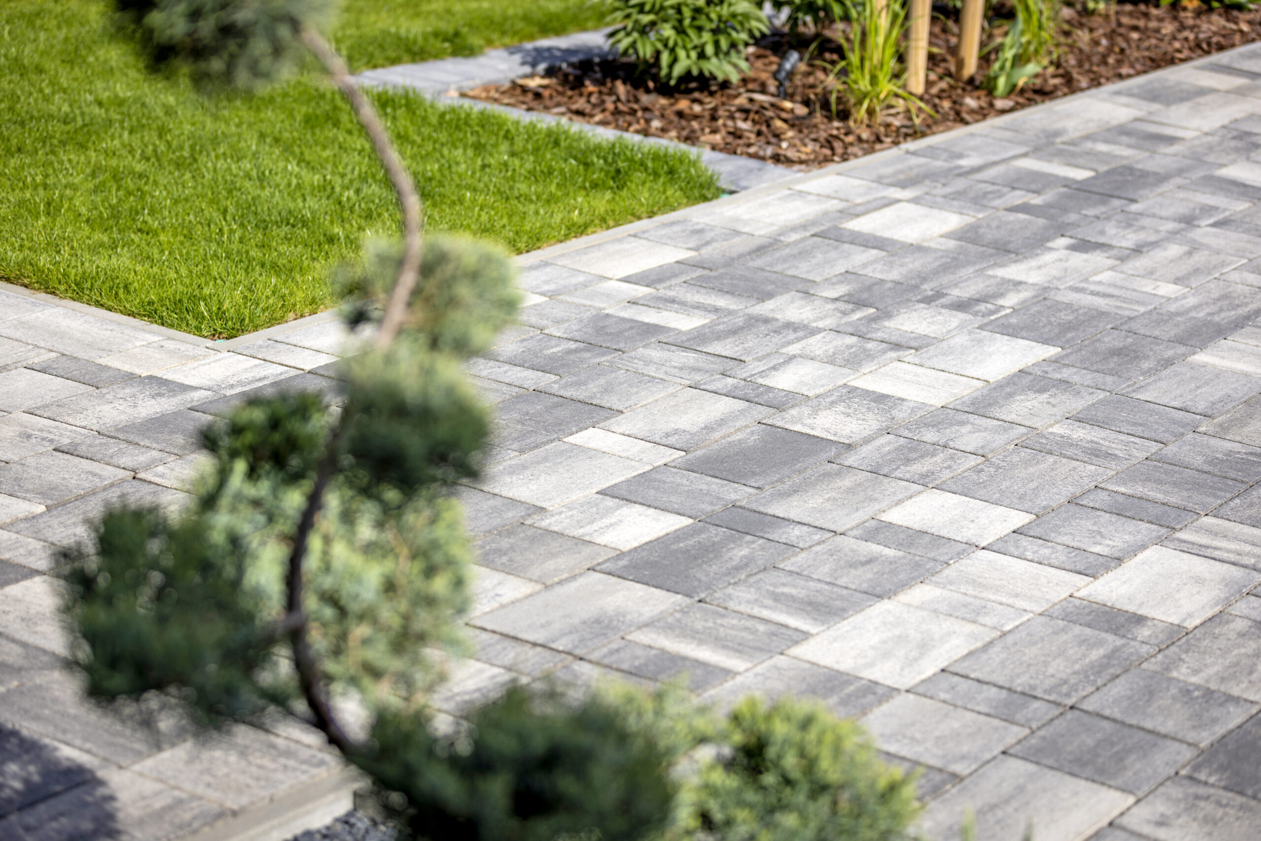 Taverna térkő füstantracit