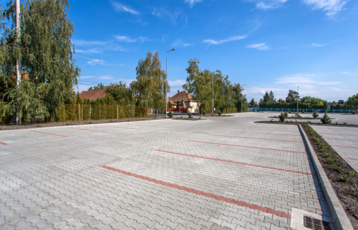 Solido térkő lerakva