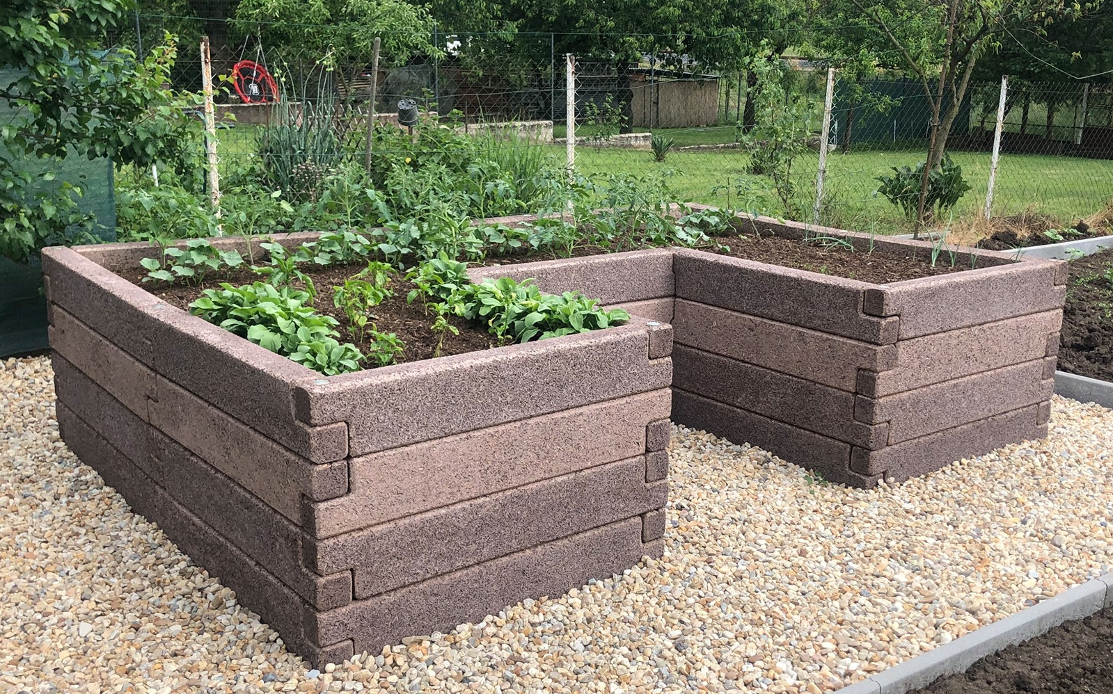 Magaságyás U alakzat - Image 17