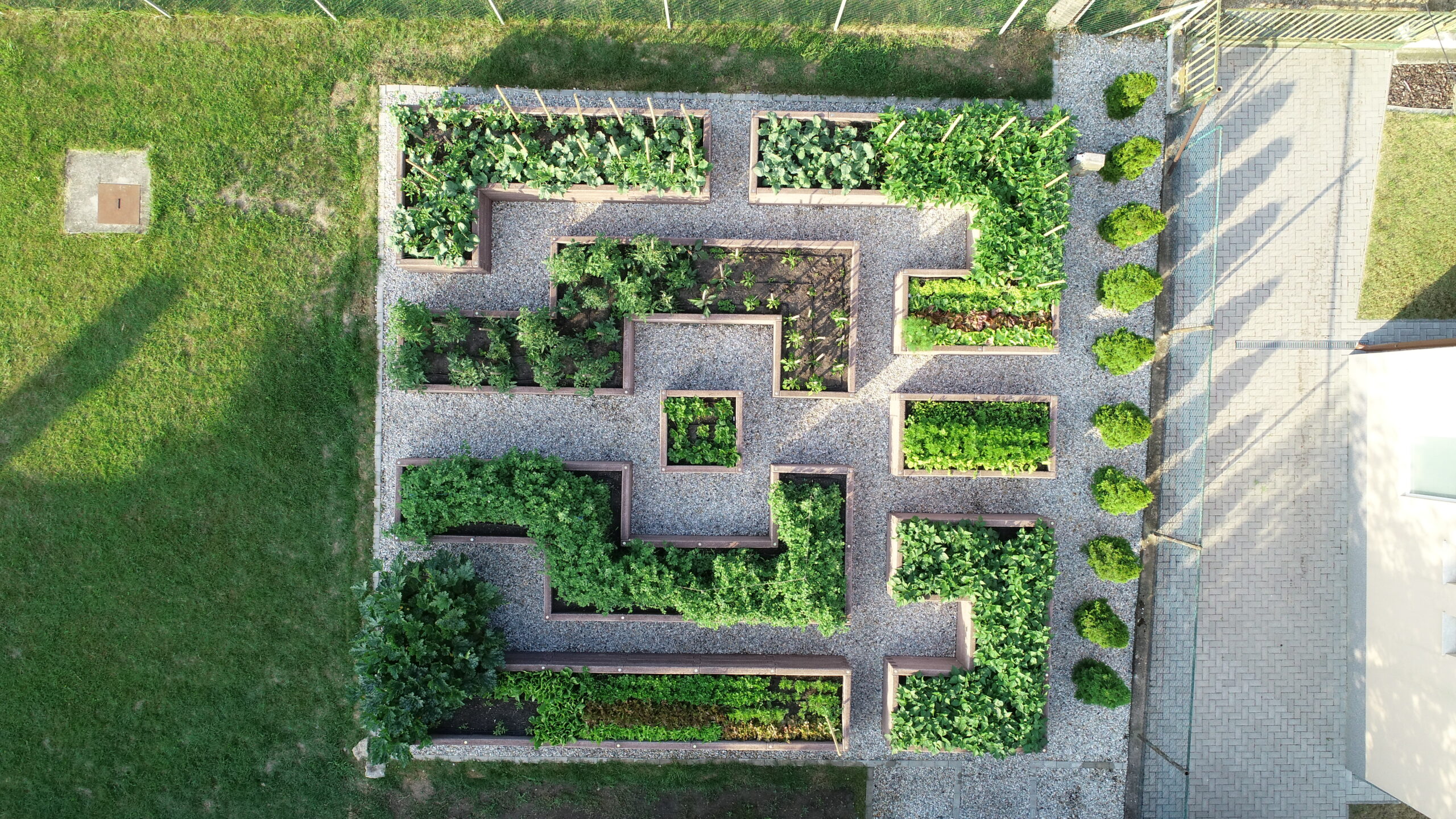 Magaságyás U alakzat - Image 13