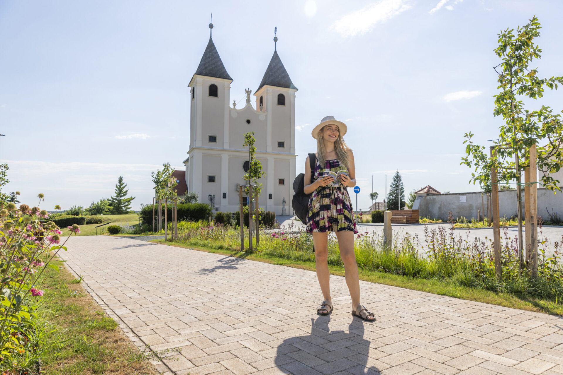 Patio sárga-barna, Castrum